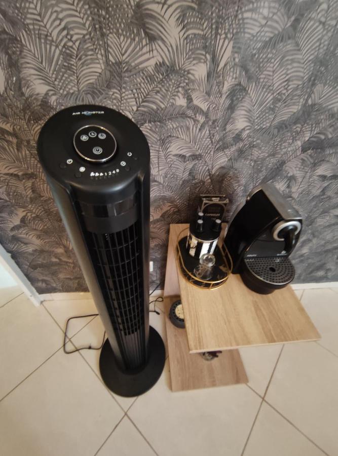 Beautiful Ground-Floor Apartment With Portable Air Conditioning, Parking, And Free Wi-Fi 카사블랑카 외부 사진
